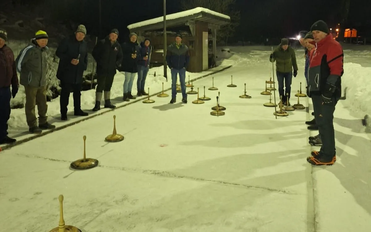 Eisschiessen-gegen-die-FF-Lofer Eisschiessen-gegen-die-FF-Lofer