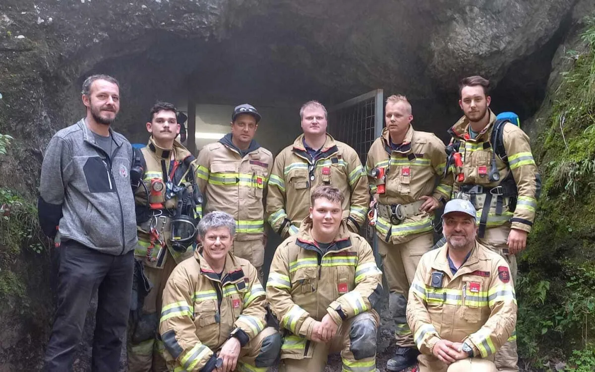 ATS-Uebung-in-Stollensystem ATS-Uebung-in-Stollensystem